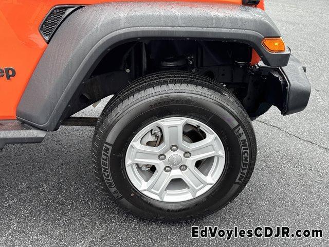 Photo of 2018 Metallic Jeep Wrangler Unlimited