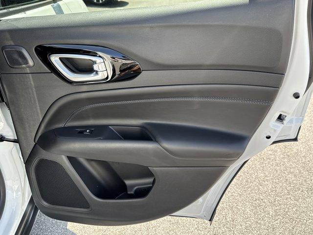Photo of 2025 Bright White Clearcoat Jeep Compass
