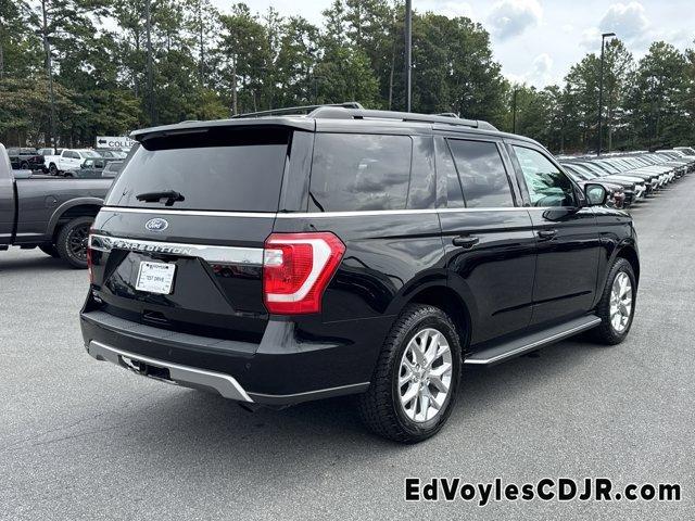Photo of 2021 Agate Black Metallic Ford Expedition