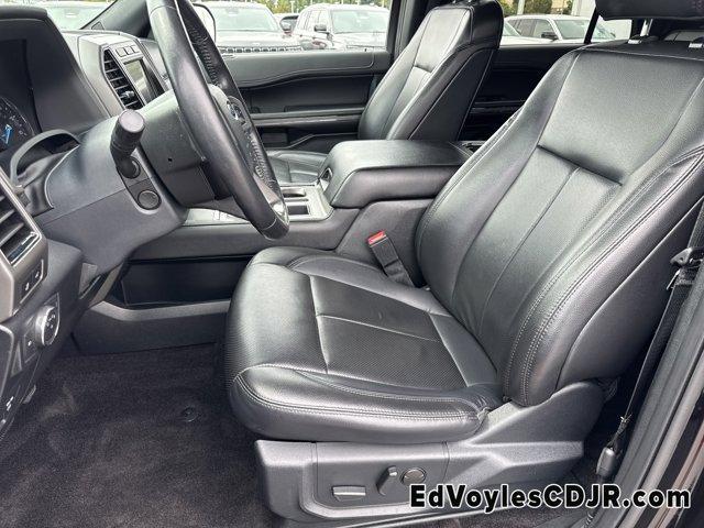 Photo of 2021 Agate Black Metallic Ford Expedition