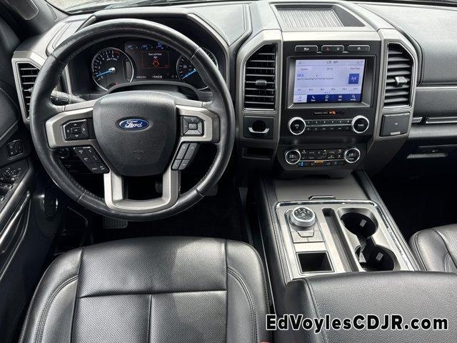 Photo of 2021 Agate Black Metallic Ford Expedition
