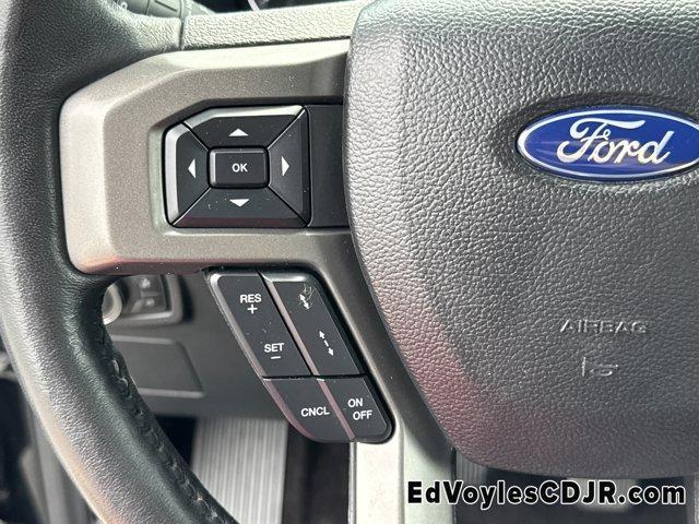 Photo of 2021 Agate Black Metallic Ford Expedition