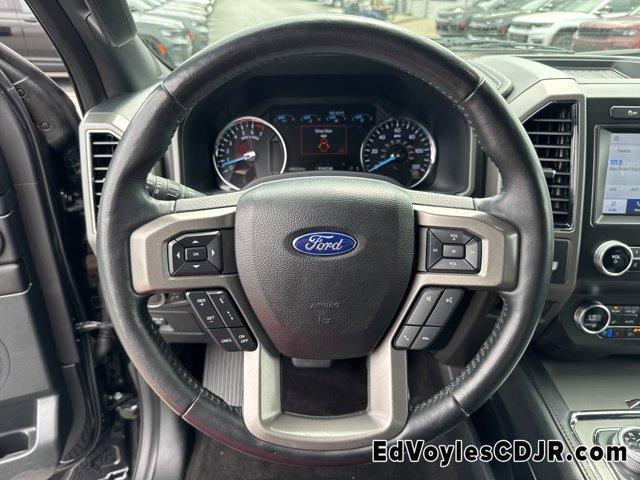 Photo of 2021 Agate Black Metallic Ford Expedition