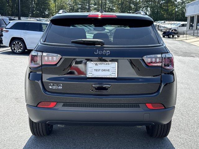 Photo of 2025 Diamond Black Jeep Compass