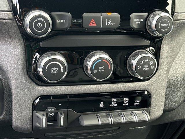Photo of 2025 Bright White Clearcoat RAM 1500