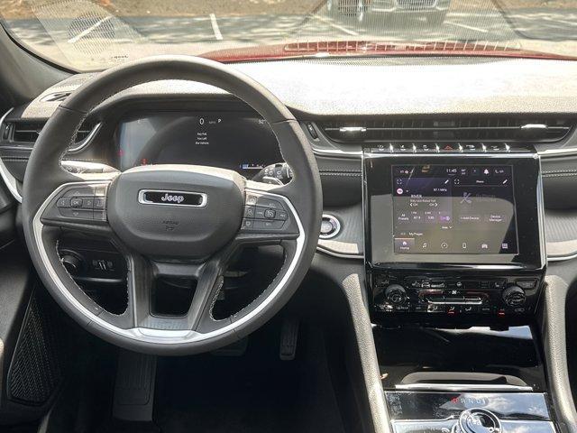 Photo of 2025 Velvet Red Pearlcoat Jeep Grand Cherokee L