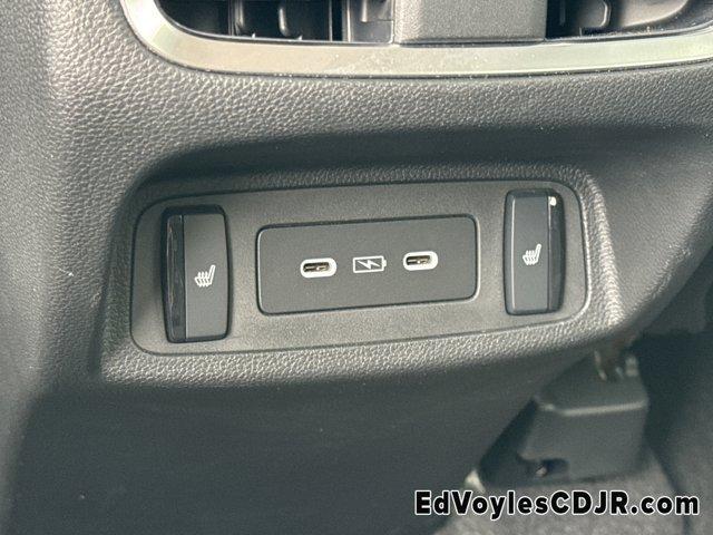 Photo of 2023 White Acura RDX