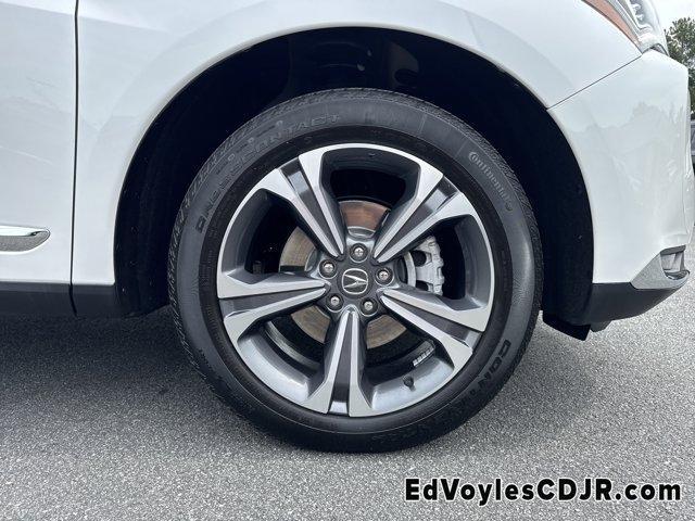 Photo of 2023 White Acura RDX
