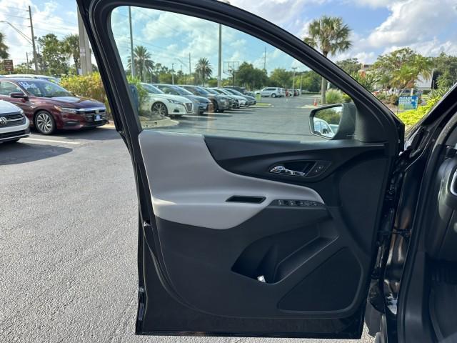 Photo of 2023 Mosaic Black Metallic Chevrolet Equinox