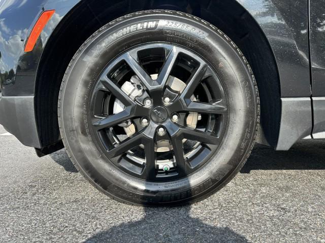 Photo of 2023 Mosaic Black Metallic Chevrolet Equinox