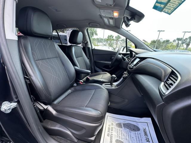 Photo of 2022 Mosaic Black Metallic Chevrolet Trax