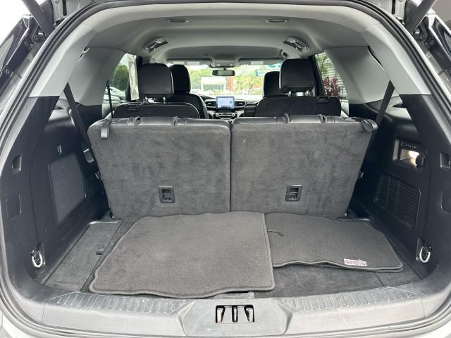 Photo of 2023 Carbonized Gray Metallic Ford Explorer