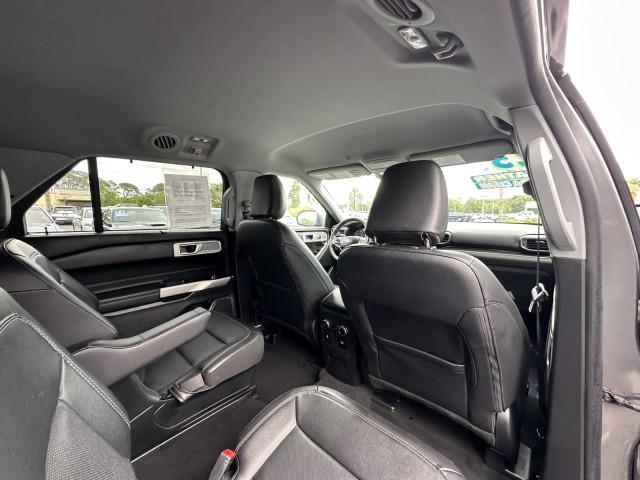 Photo of 2023 Carbonized Gray Metallic Ford Explorer