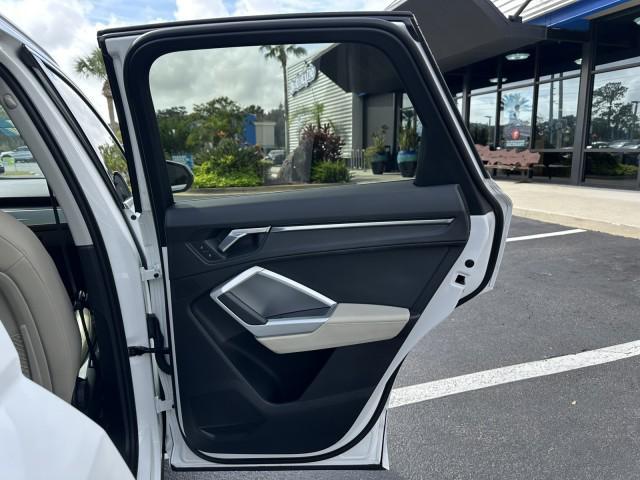 Photo of 2020 Ibis White Audi Q3