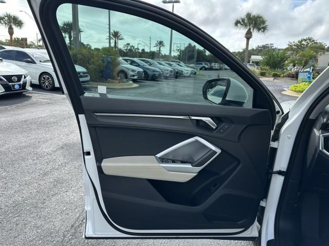 Photo of 2020 Ibis White Audi Q3