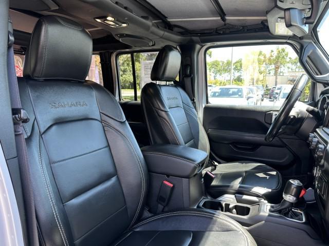 Photo of 2022 Silver Zynith Clearcoat Jeep Wrangler Unlimited 4xe