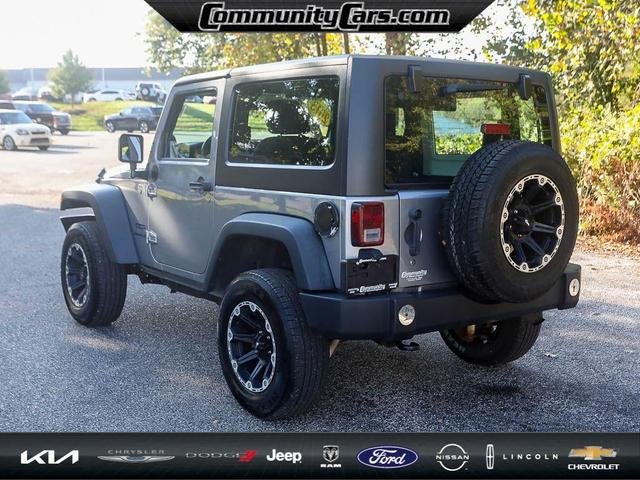 Photo of 2013 Billet Clearcoat Metallic Jeep Wrangler