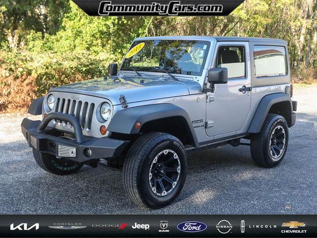 Photo of 2013 Billet Clearcoat Metallic Jeep Wrangler