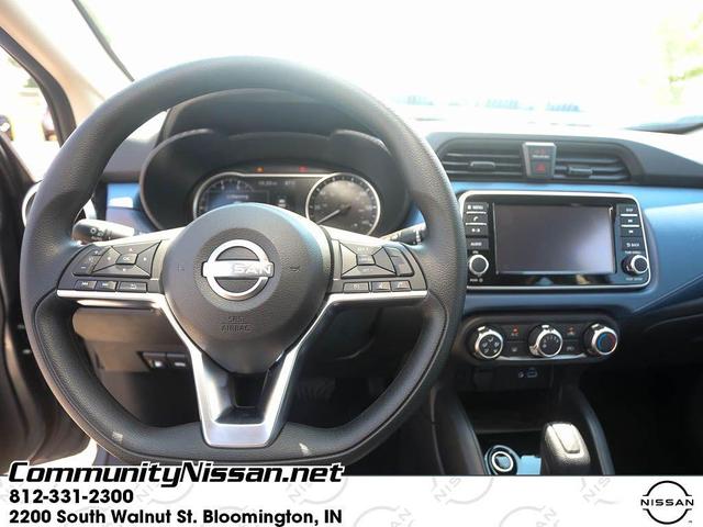 Photo of 2025 Gun Metallic Nissan Versa