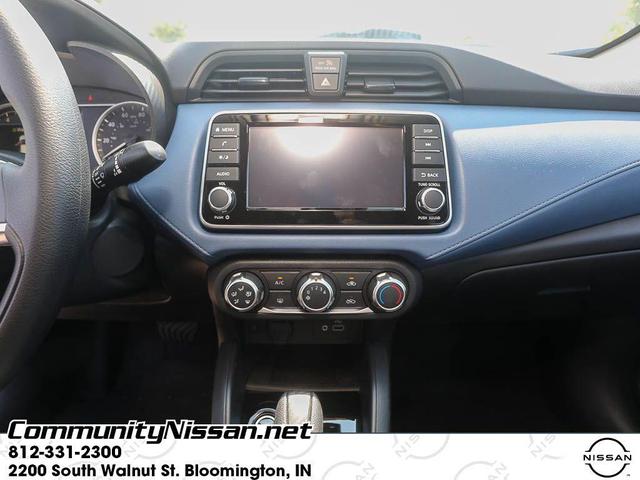 Photo of 2025 Gun Metallic Nissan Versa