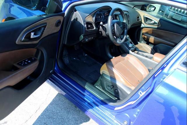 Photo of 2016 Vivid Blue Pearlcoat Chrysler 200