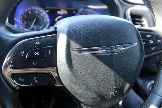 Photo of 2016 Vivid Blue Pearlcoat Chrysler 200