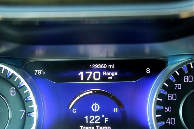 Photo of 2016 Vivid Blue Pearlcoat Chrysler 200
