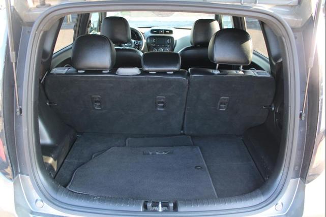 Photo of 2019 Titanium Gray Kia Soul