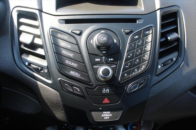 Photo of 2014 Blue Ford Fiesta