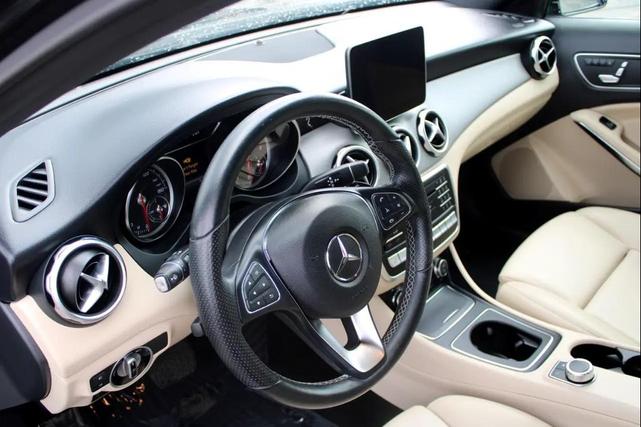 Photo of 2020 Black Mercedes-Benz GLA 250