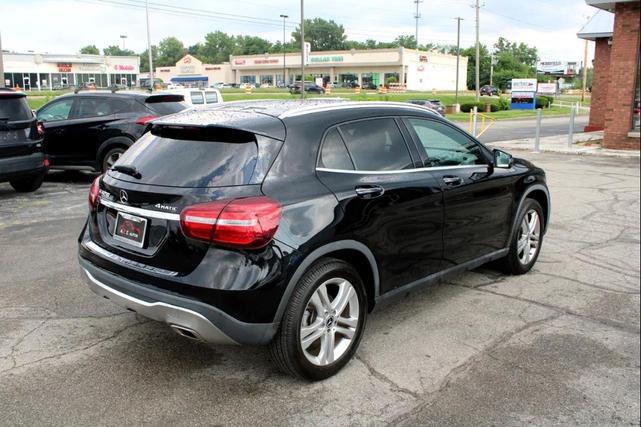 Photo of 2020 Black Mercedes-Benz GLA 250