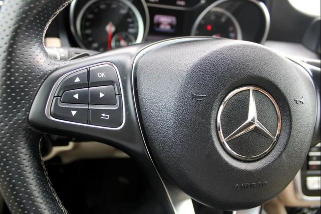 Photo of 2020 Black Mercedes-Benz GLA 250