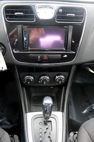 Photo of 2013 Black Clearcoat Chrysler 200