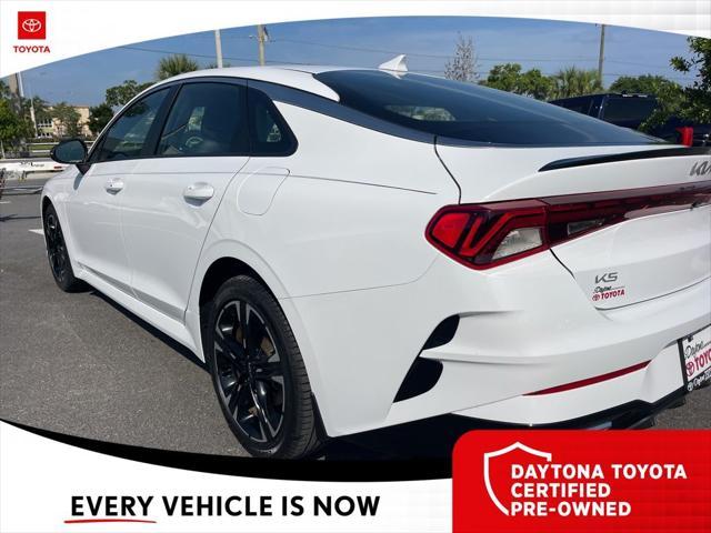 Photo of 2023 Glacial White Pearl Kia K5
