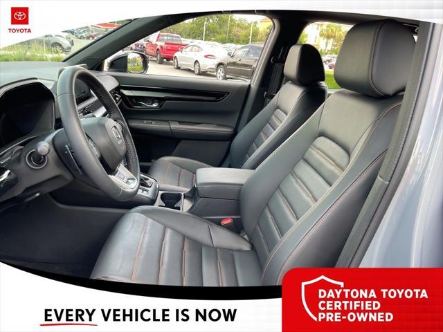 Photo of 2025 Urban Gray Pearl Honda CR-V Hybrid
