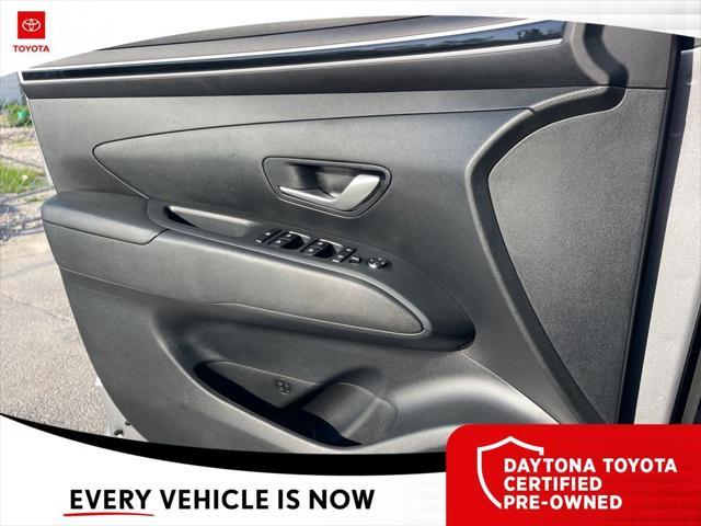Photo of 2024 Shimmering Silver Hyundai TUCSON