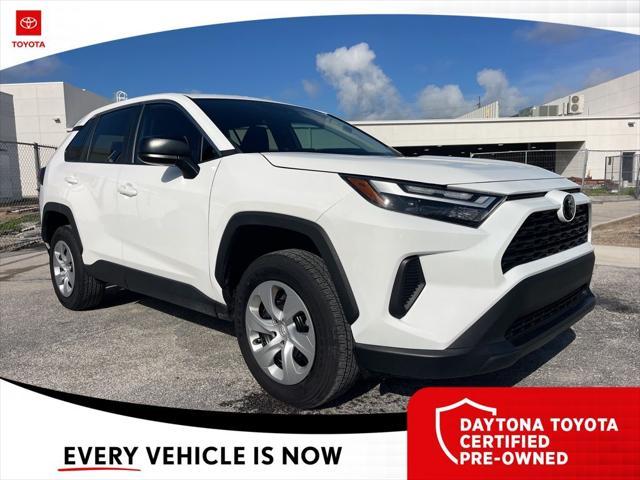 Photo of 2024 Ice Cap Toyota RAV4