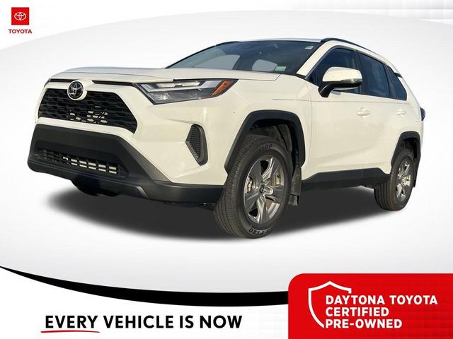 Photo of 2025 Ice Cap Toyota RAV4