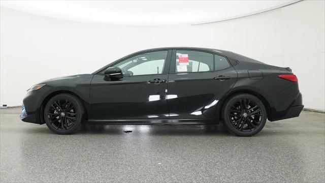 Photo of 2025 Midnight Black Metallic Toyota Camry