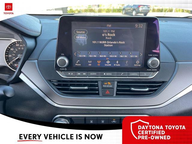 Photo of 2024 Scarlet Ember Nissan Altima