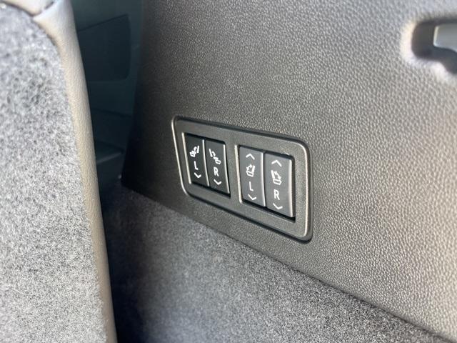 Photo of 2024 Stellar Black Metallic Cadillac XT6