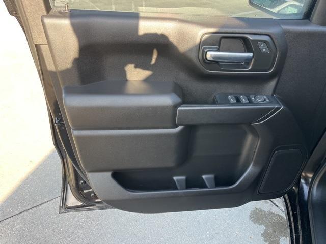 Photo of 2023 Black Chevrolet Silverado 1500