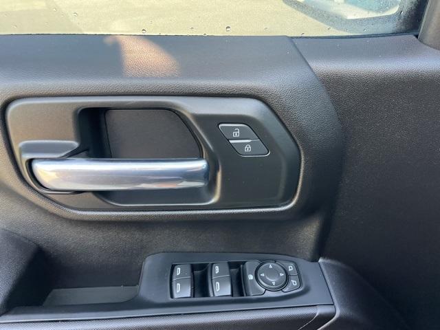 Photo of 2023 Black Chevrolet Silverado 1500