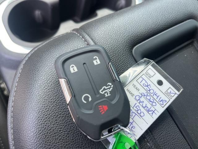 Photo of 2020 Summit White Chevrolet Silverado 1500