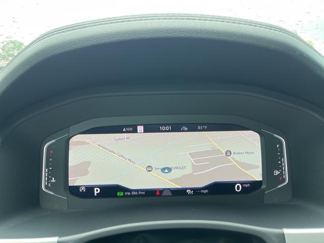 Photo of 2023 Opal White Pearl Effect Volkswagen Atlas