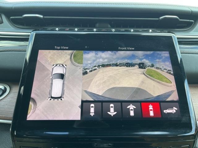 Photo of 2022 Metallic Jeep Grand Cherokee L