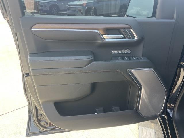 Photo of 2024 Black Chevrolet Silverado 1500