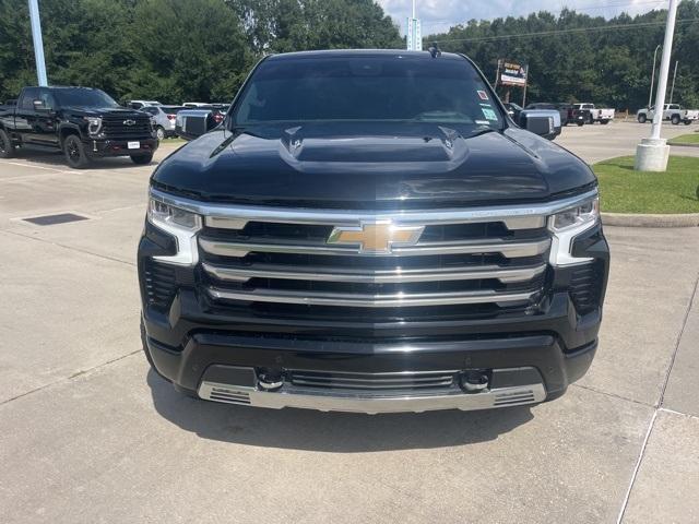 Photo of 2024 Black Chevrolet Silverado 1500