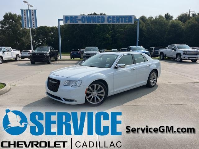 2017 Chrysler 300C