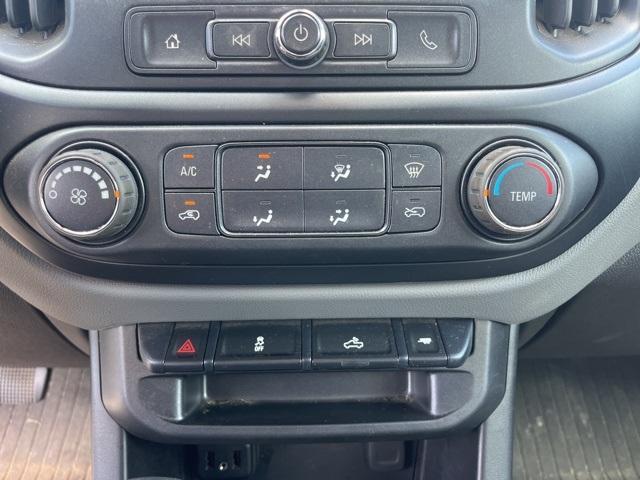 Photo of 2022 Black Chevrolet Colorado